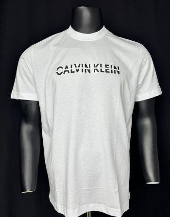 Calvin Klein Beyaza Siyah Baskı